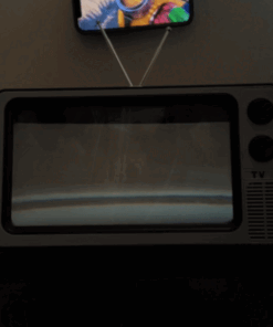 Retro TV Phone Screen Magnifier